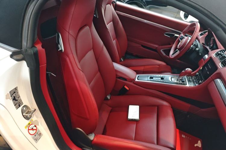 Used Porsche 718 2022 Boxster 2.0T Right Front Seat