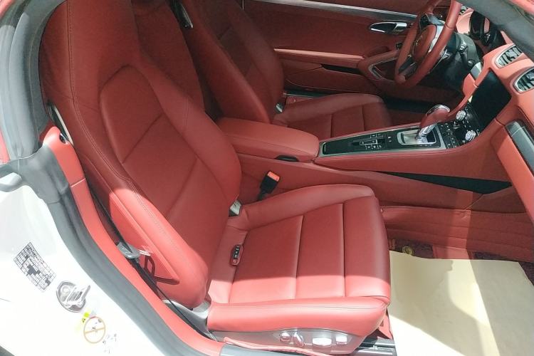 Used Porsche 718 2022 Boxster 2.0T Right Front Seat
