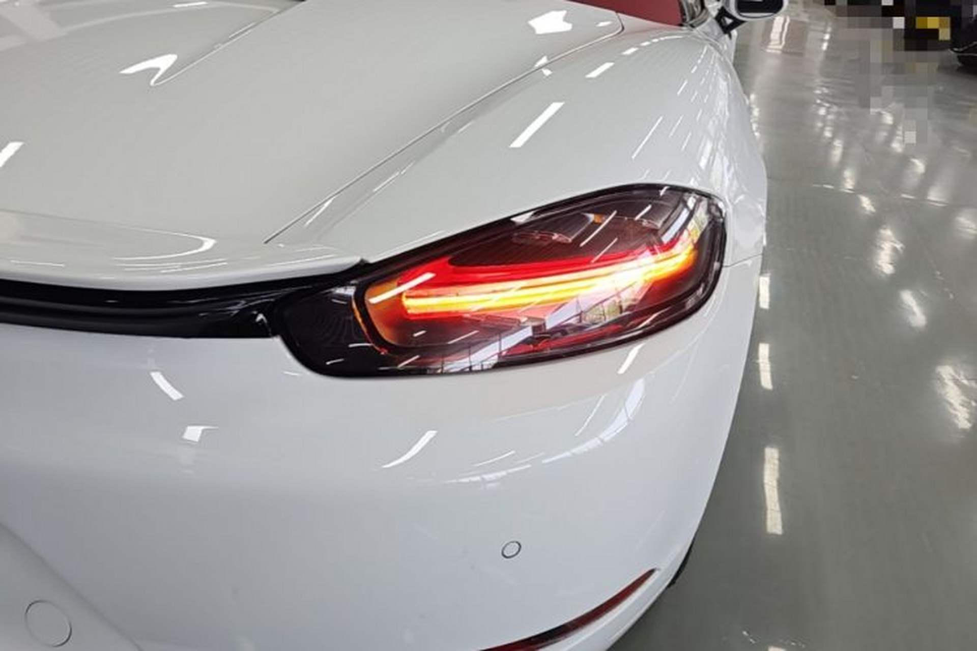 Used Porsche 718 2022 Boxster 2.0T Right Rear Taillight