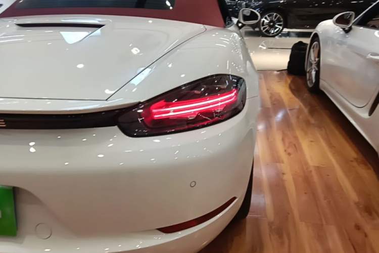 Used Porsche 718 2022 Boxster 2.0T Right Rear Taillight