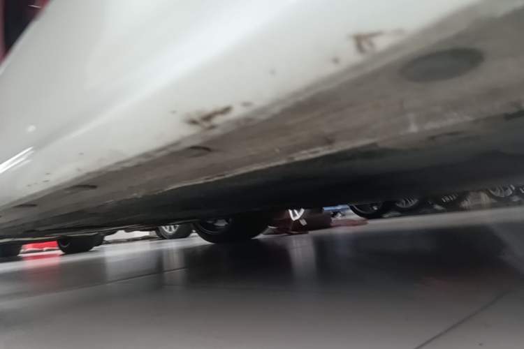 Used Porsche 718 2022 Boxster 2.0T Right Side Sill