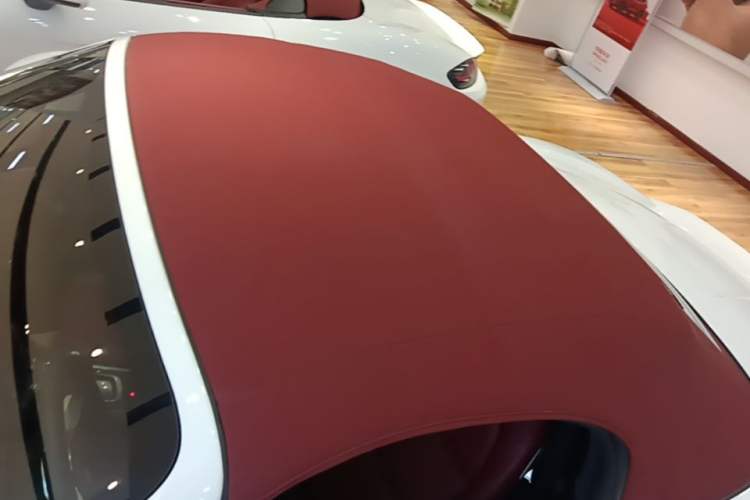 Used Porsche 718 2022 Boxster 2.0T Roof