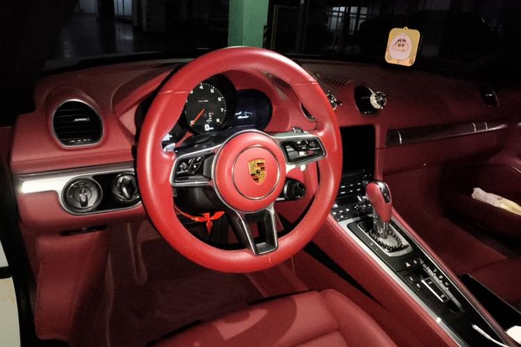 Used Porsche 718 2022 Boxster 2.0T Steering Wheel