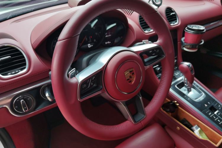 Used Porsche 718 2022 Boxster 2.0T Steering Wheel