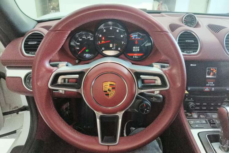 Used Porsche 718 2022 Boxster 2.0T Steering Wheel