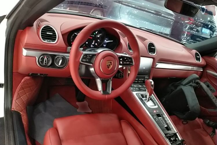 Used Porsche 718 2022 Boxster 2.0T Steering Wheel