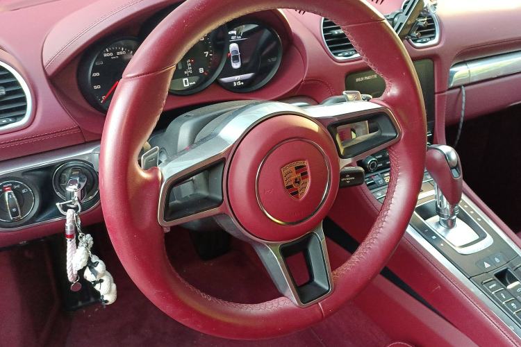 Used Porsche 718 2022 Boxster 2.0T Steering Wheel