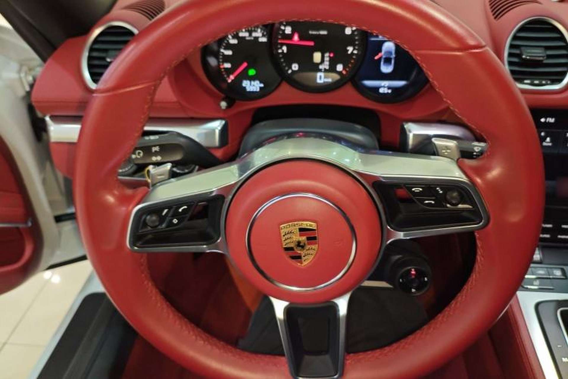 Used Porsche 718 2022 Boxster 2.0T Steering Wheel