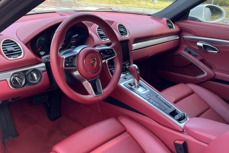 Used Porsche 718 2022 Cayman 2.0T Steering Wheel