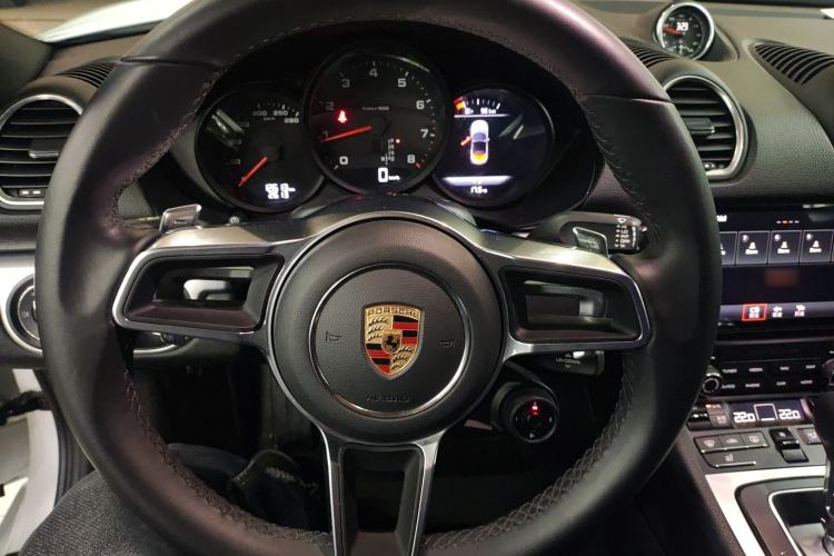Used Porsche 718 2022 Boxster 2.0T Steering Wheel