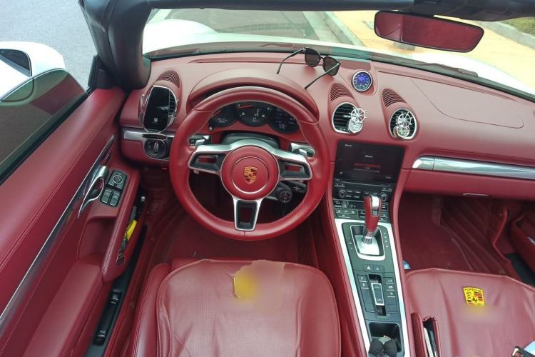 Used Porsche 718 2022 Boxster 2.0T Steering Wheel