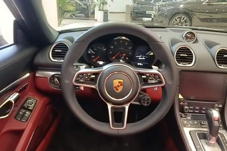 Used Porsche 718 2022 Boxster 2.0T Steering Wheel
