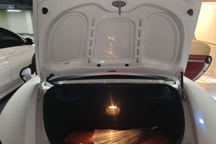 Used Porsche 718 2022 Boxster 2.0T Trunk