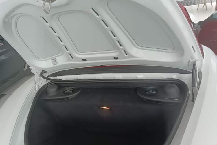 Used Porsche 718 2022 Boxster 2.0T Trunk