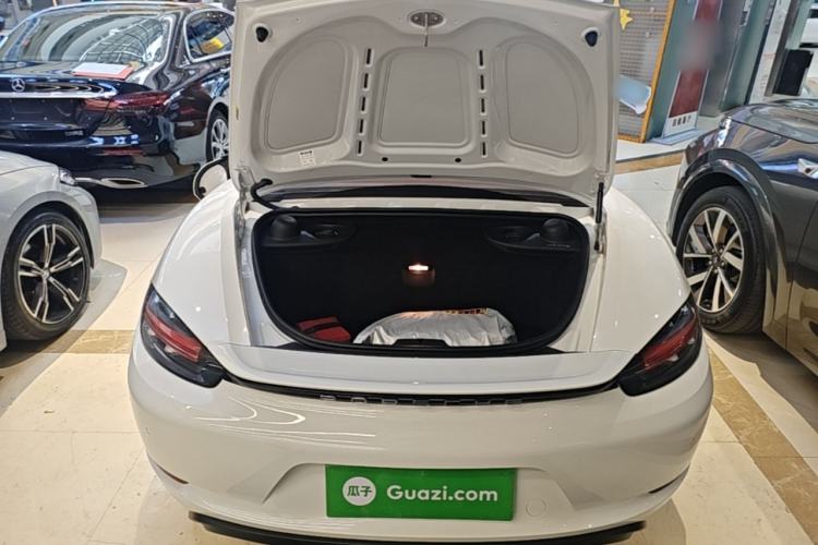 Used Porsche 718 2022 Boxster 2.0T Trunk