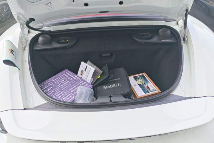 Used Porsche 718 2022 Boxster 2.0T Trunk