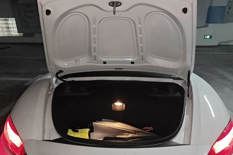 Used Porsche 718 2022 Boxster 2.0T Trunk