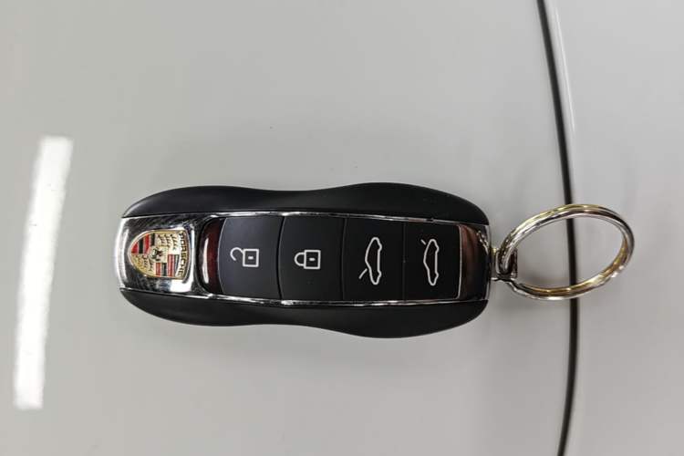 Used Porsche 718 2022 Boxster 2.0T Vehicle Key