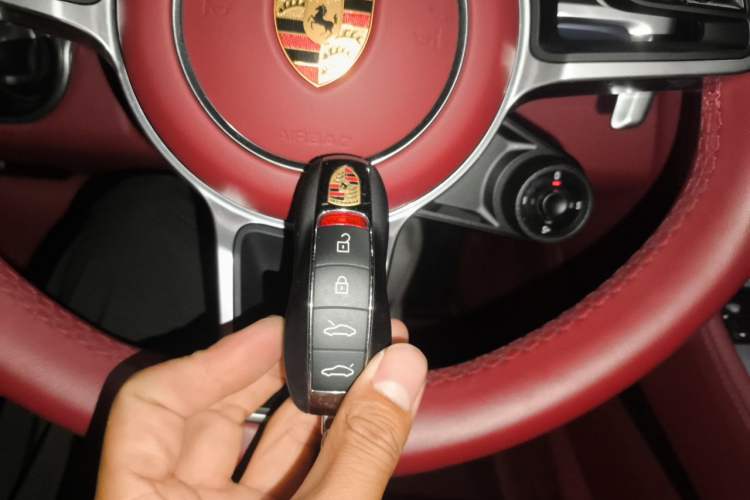 Used Porsche 718 2022 Boxster 2.0T Vehicle Key