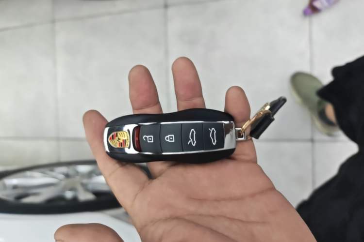Used Porsche 718 2022 Boxster 2.0T Vehicle Key