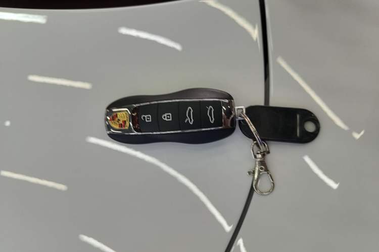 Used Porsche 718 2022 Boxster T 2.0T Vehicle Key