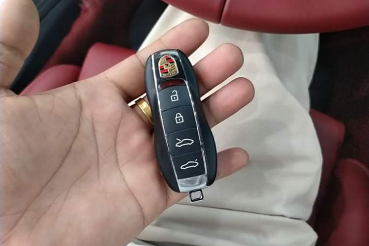 Used Porsche 718 2022 Boxster 2.0T Vehicle Key