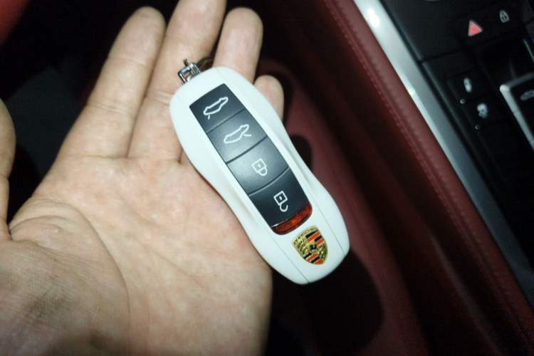Used Porsche 718 2022 Boxster 2.0T Vehicle Key