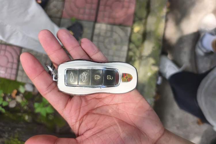 Used Porsche 718 2022 Boxster 2.0T Vehicle Key