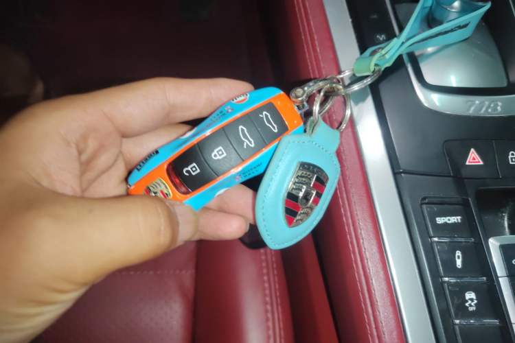 Used Porsche 718 2022 Boxster 2.0T Vehicle Key