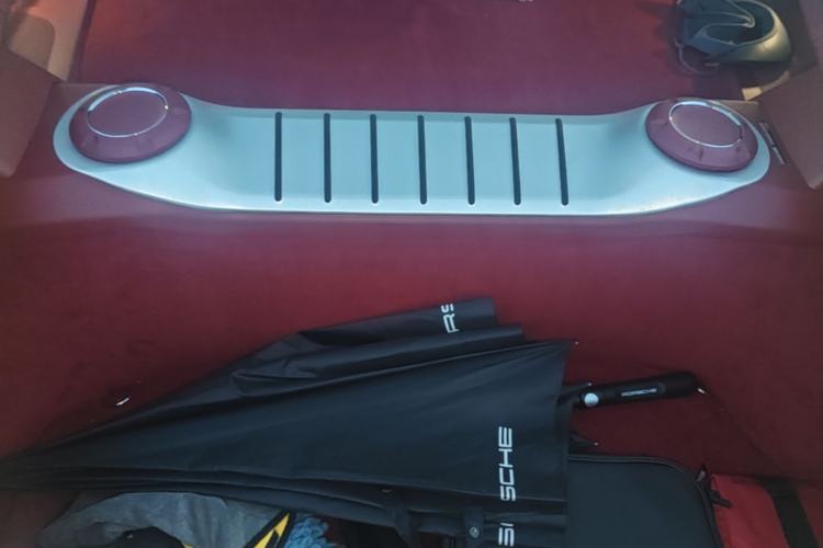 Used Porsche 718 2022 Cayman 2.0T Engine Bay