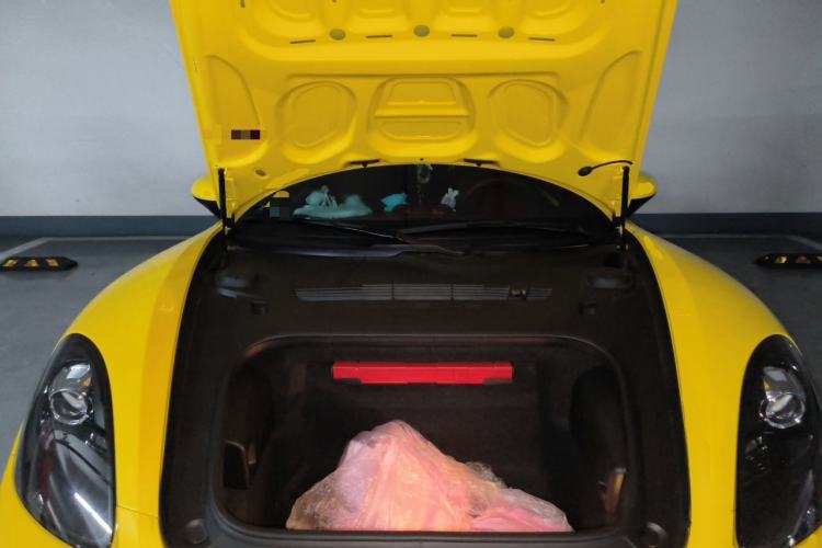 Used Porsche 718 2022 Boxster 2.0T Engine Bay