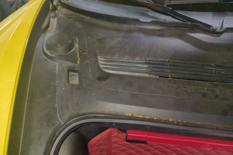 Used Porsche 718 2022 Boxster 2.0T Engine Bay Right