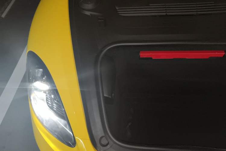 Used Porsche 718 2022 Boxster 2.0T Engine Bay Right