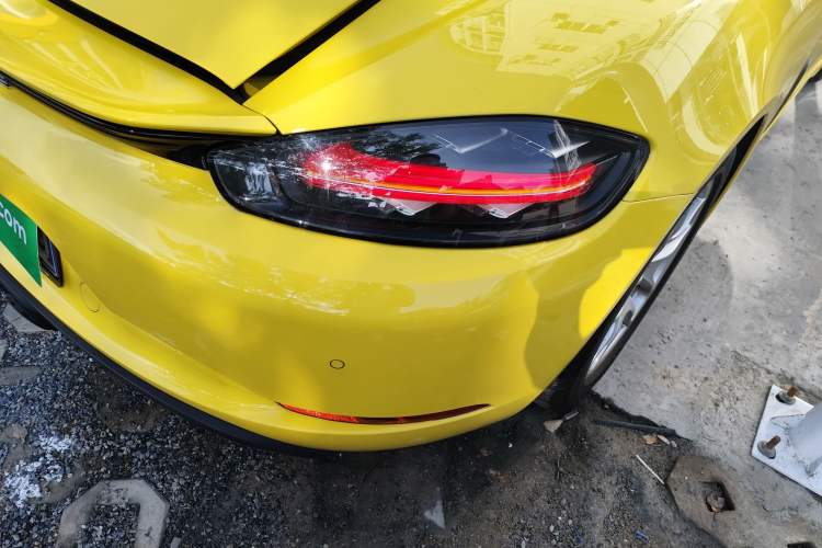 Used Porsche 718 2022 Cayman 2.0T Exterior 4