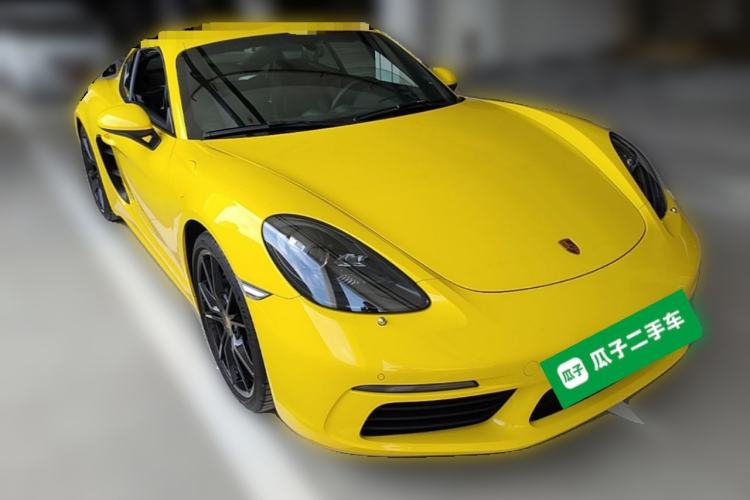 Used Porsche 718 2022 Cayman 2.0T Front Right 45 Deg