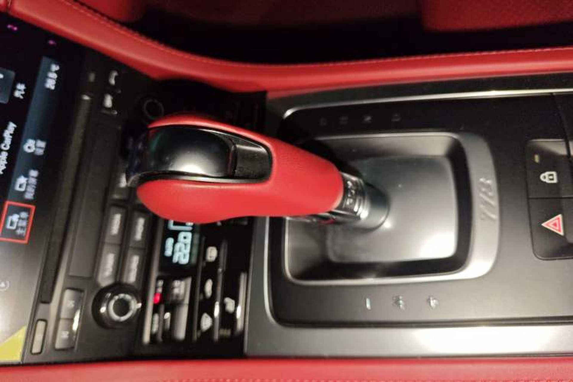 Used Porsche 718 2022 Boxster 2.0T Gear Lever
