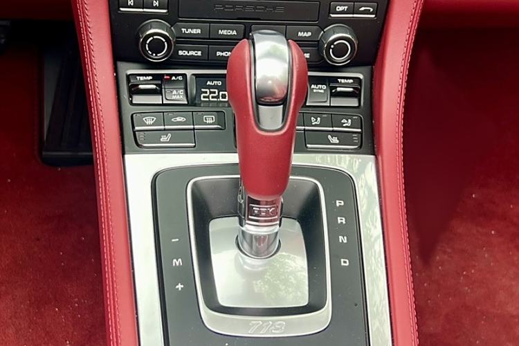 Used Porsche 718 2022 Boxster 2.0T Interior 4
