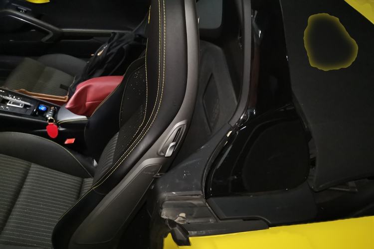 Used Porsche 718 2022 Boxster T 2.0T Interior 4