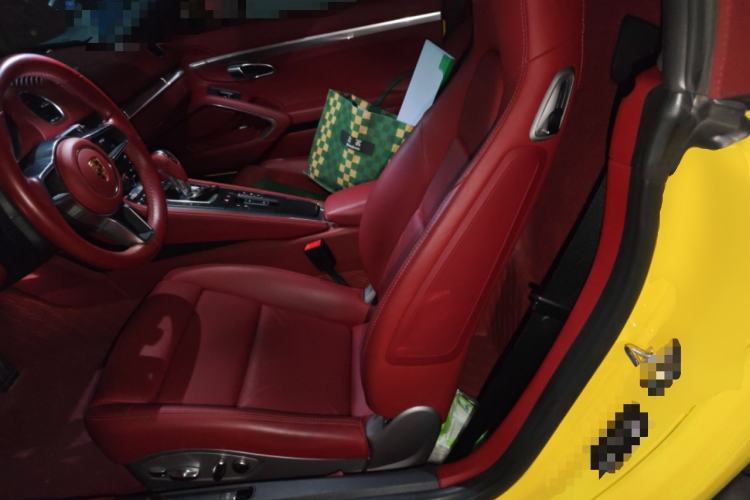 Used Porsche 718 2022 Boxster 2.0T Left Front Seat