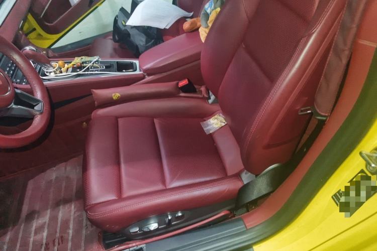 Used Porsche 718 2022 Boxster 2.0T Left Rear Seat
