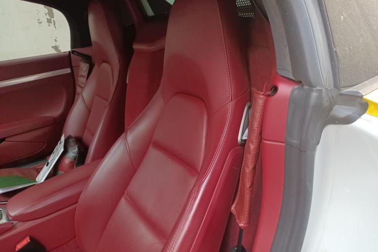Used Porsche 718 2022 Boxster 2.0T Left Rear Seat