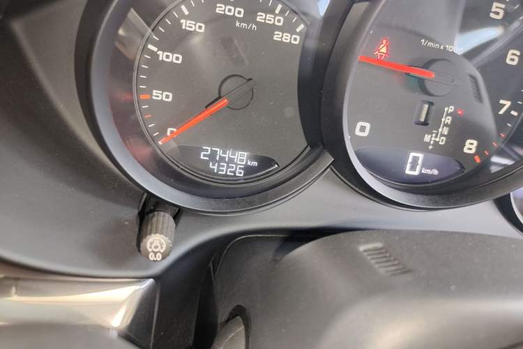 Used Porsche 718 2022 Cayman 2.0T Odometer Close Up