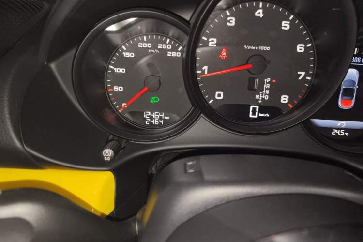 Used Porsche 718 2022 Boxster 2.0T Odometer Close Up