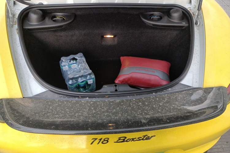 Used Porsche 718 2022 Boxster 2.0T Trunk