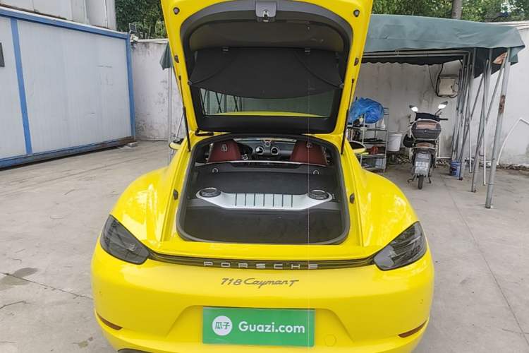 Used Porsche 718 2022 Cayman T 2.0T Trunk