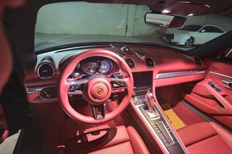 Used Porsche 718 2023 Cayman Style Edition 2.0T Center Console