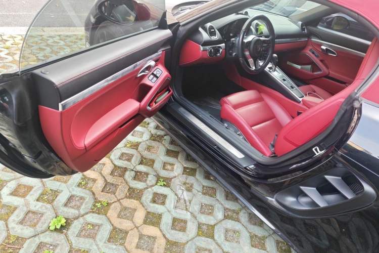 Used Porsche 718 2023 Boxster Style Edition 2.0T Driver Seat