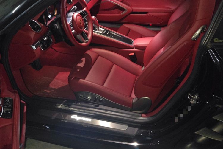Used Porsche 718 2023 Cayman Style Edition 2.0T Driver Seat