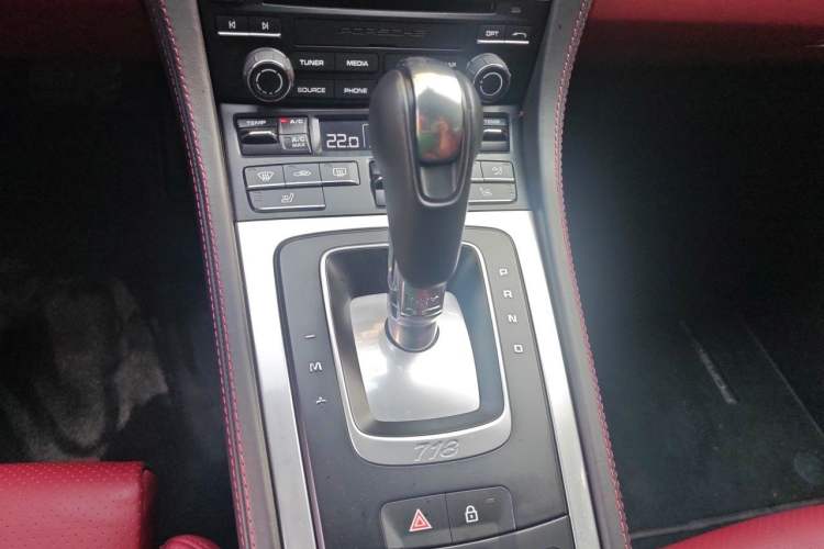 Used Porsche 718 2023 Boxster Style Edition 2.0T Gear Lever
