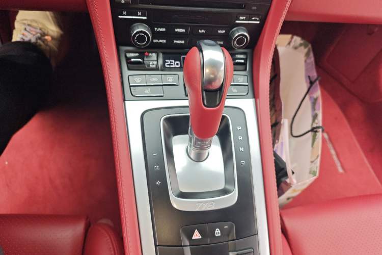 Used Porsche 718 2023 Cayman Style Edition 2.0T Gear Lever